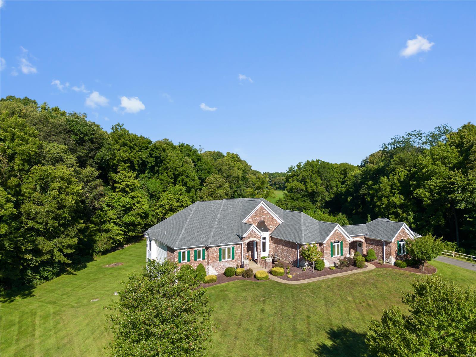 Summit Estate - Residential