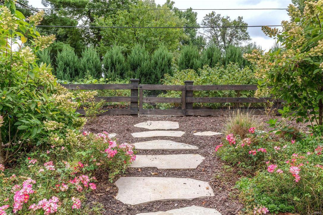 Ballas Acres - Residential