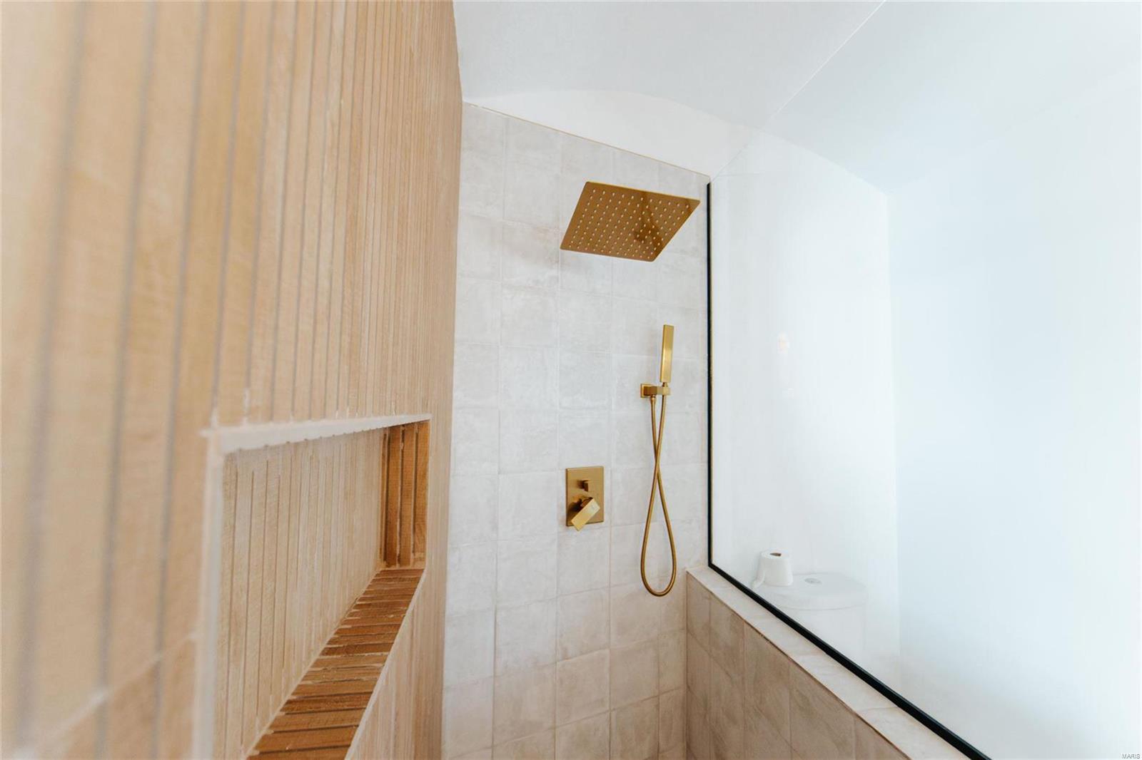 Country Club Terrace - Residential