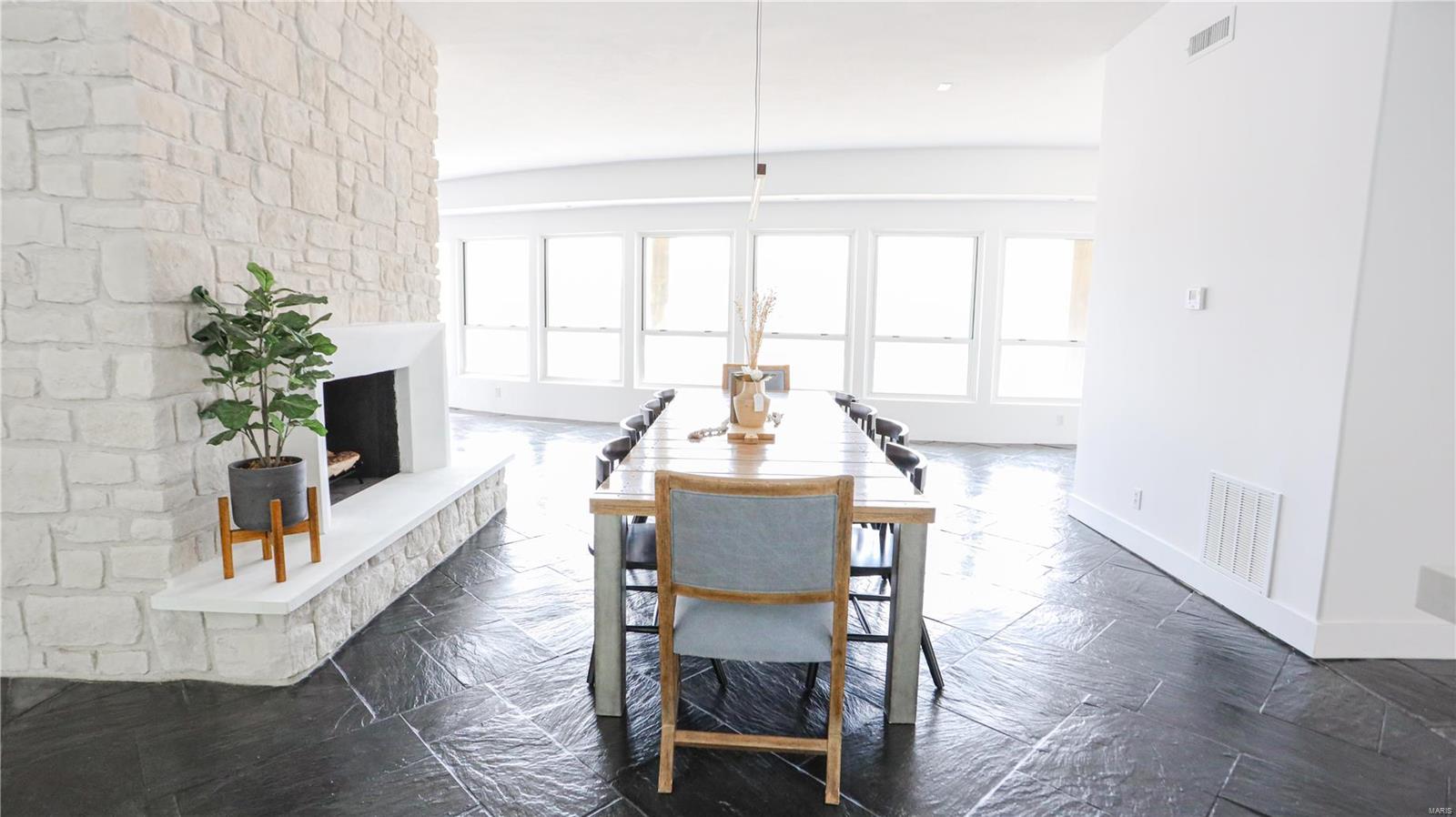 Country Club Terrace - Residential