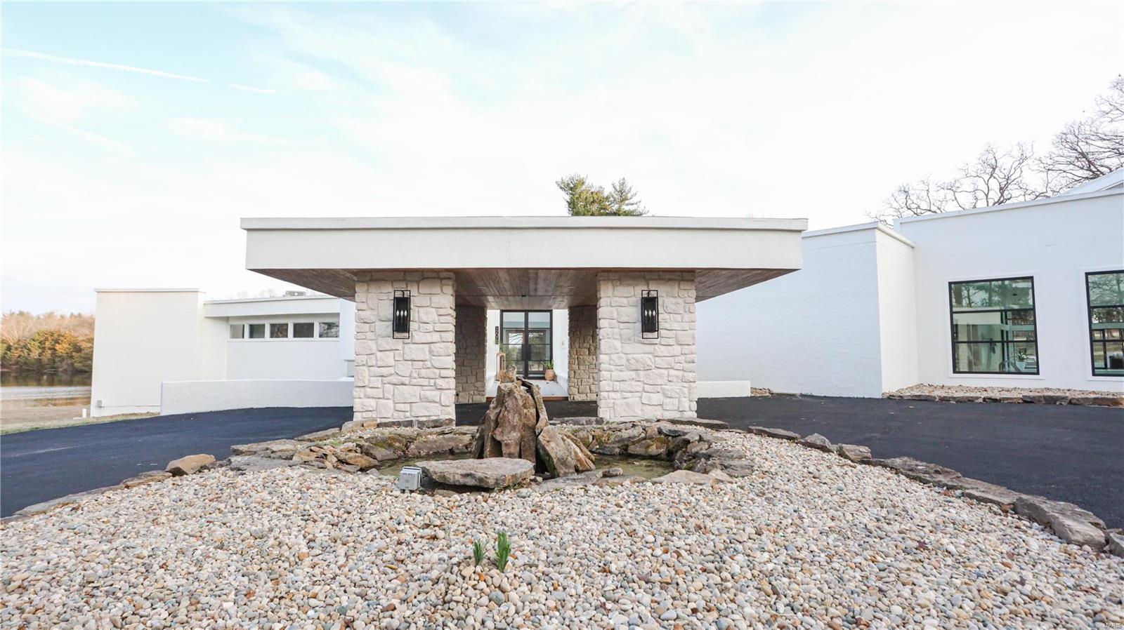 Country Club Terrace - Residential