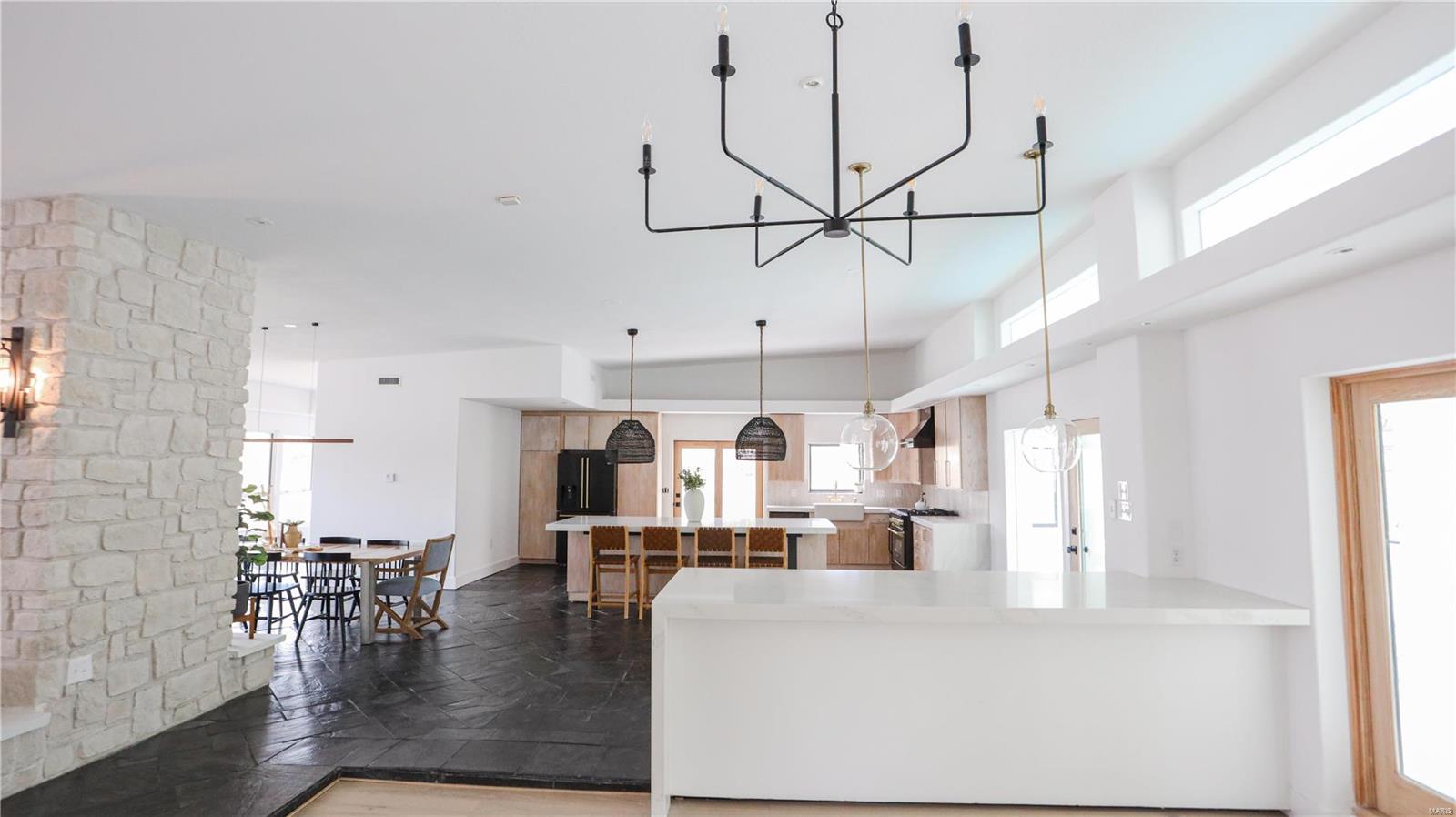 Country Club Terrace - Residential