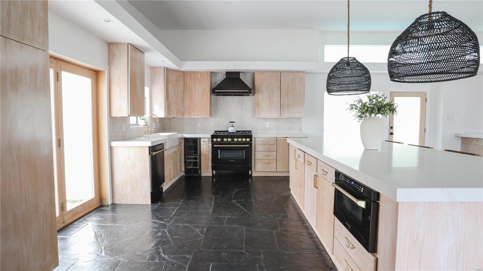 Country Club Terrace - Residential