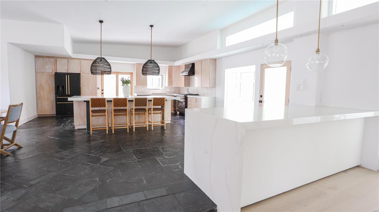 Country Club Terrace - Residential