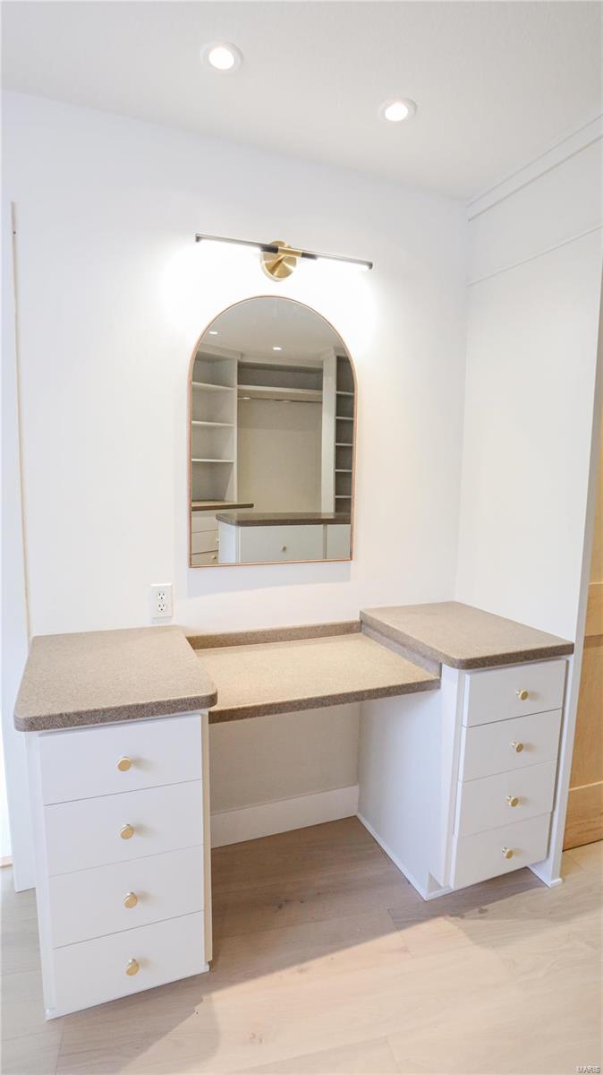 Country Club Terrace - Residential