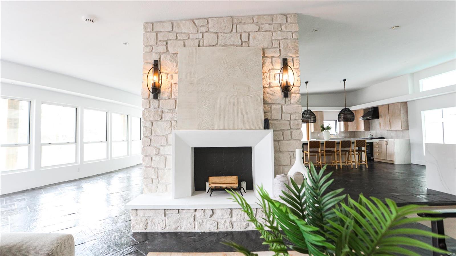 Country Club Terrace - Residential