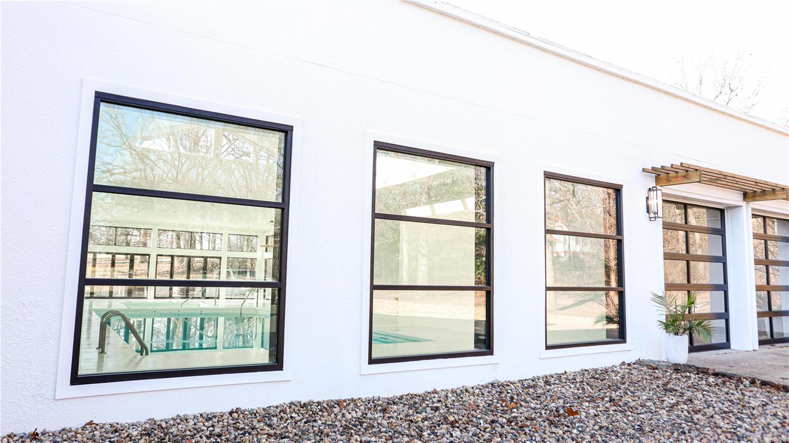 Country Club Terrace - Residential