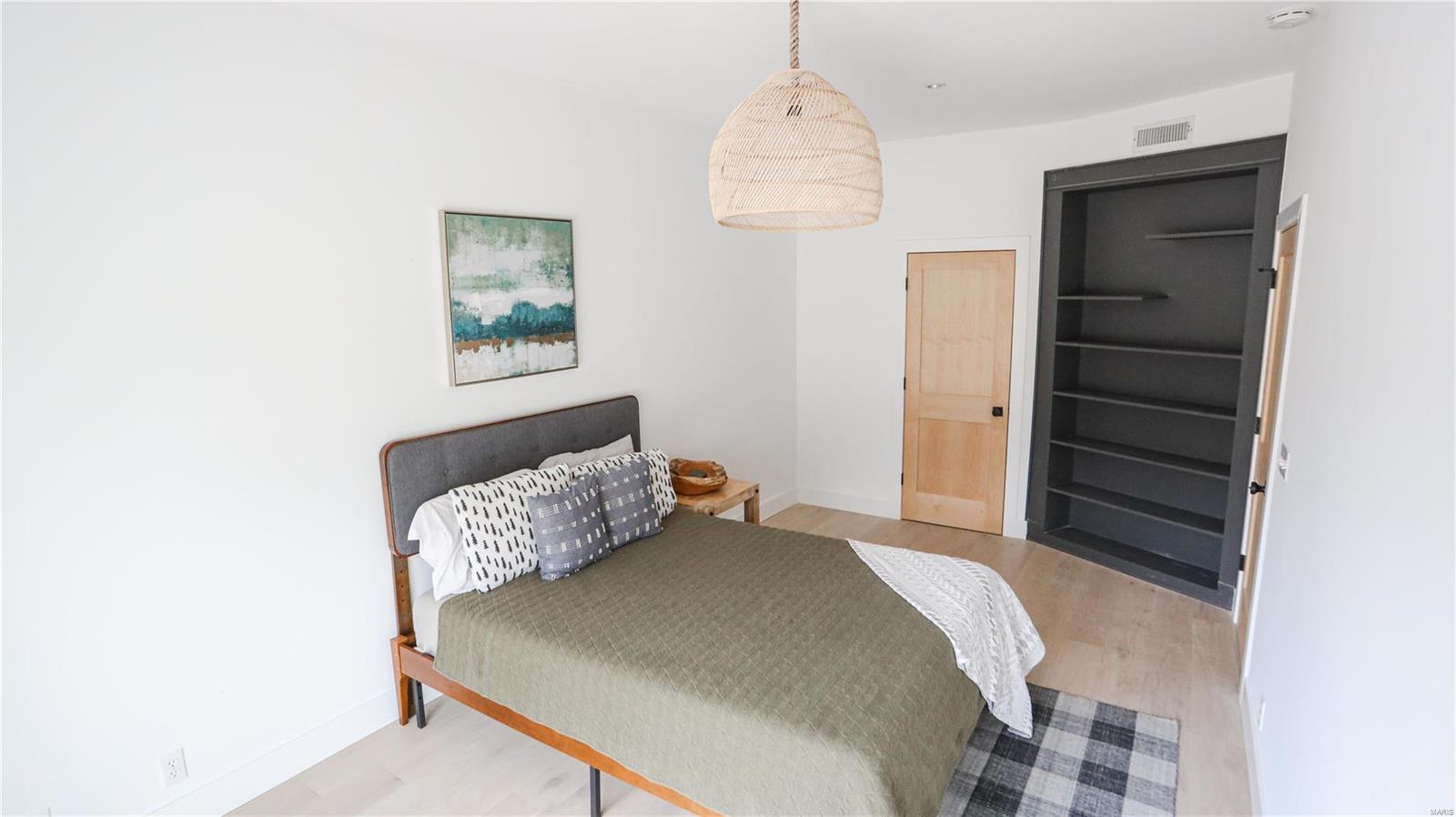 Country Club Terrace - Residential