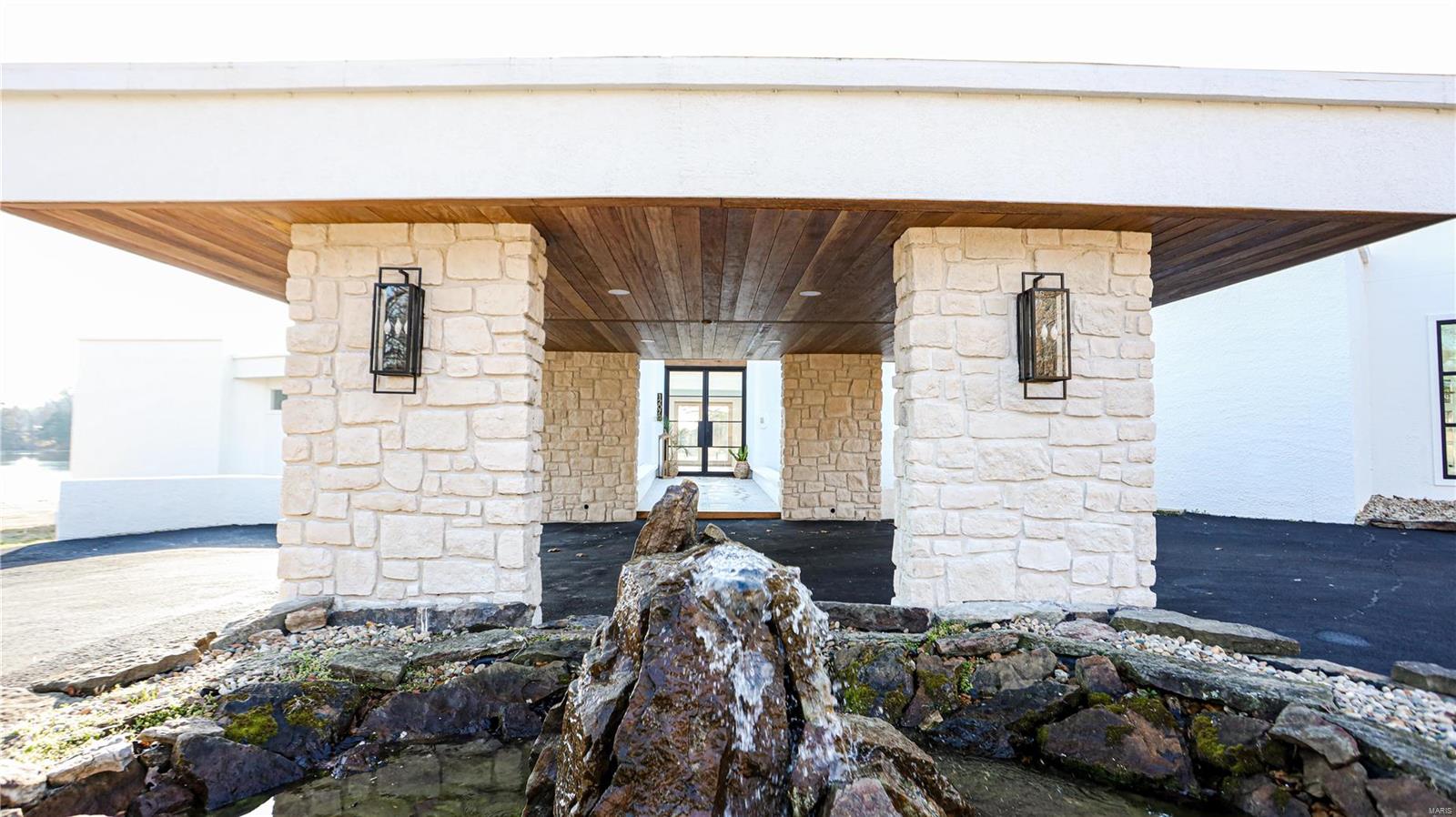 Country Club Terrace - Residential