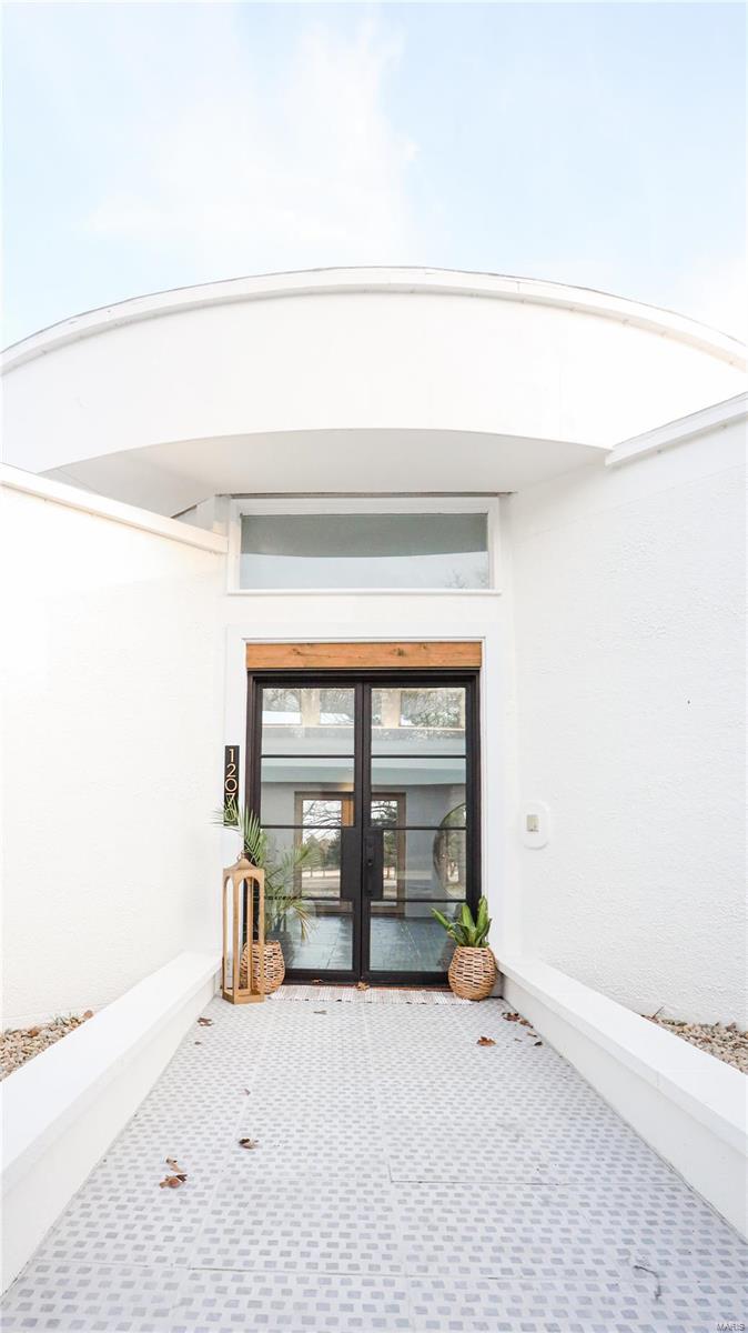 Country Club Terrace - Residential