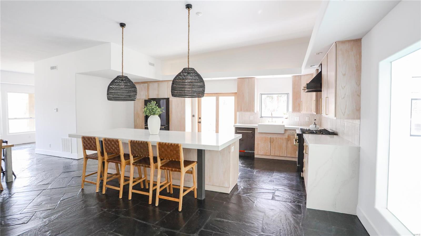 Country Club Terrace - Residential