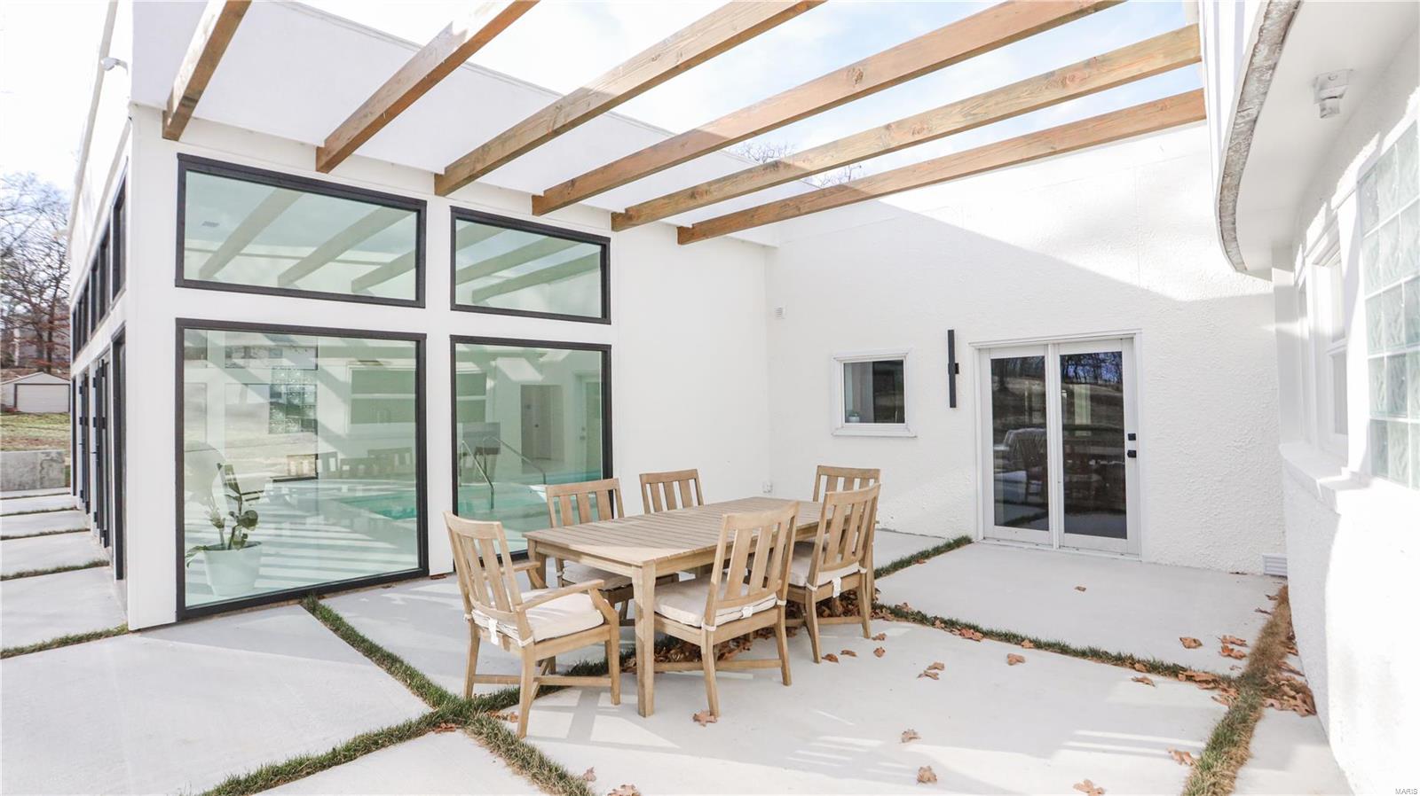 Country Club Terrace - Residential