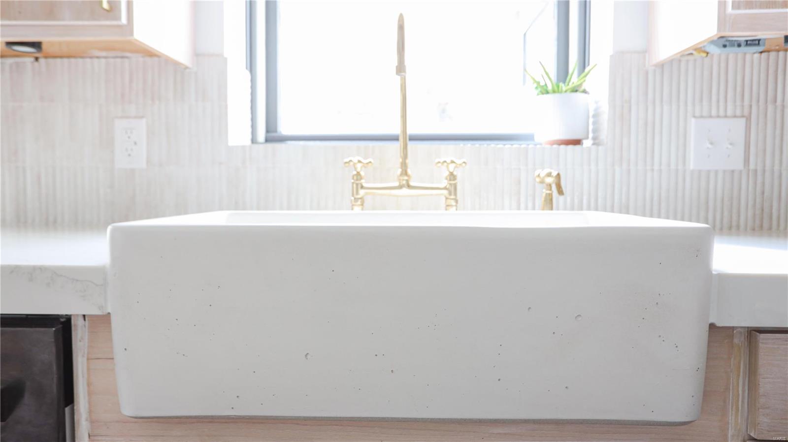 Country Club Terrace - Residential