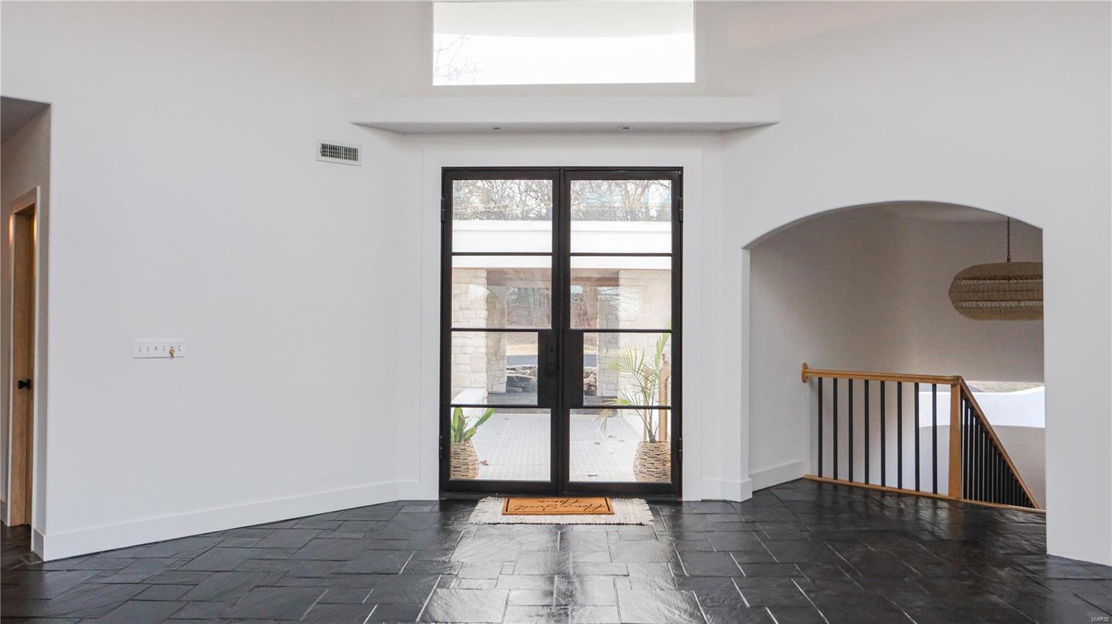 Country Club Terrace - Residential