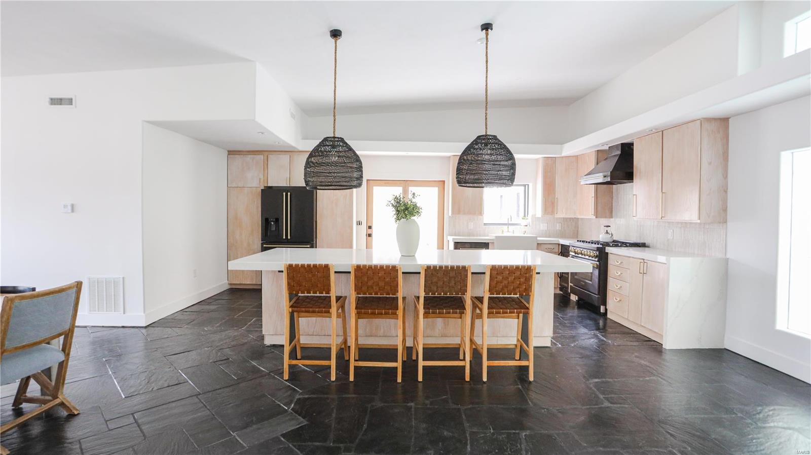 Country Club Terrace - Residential