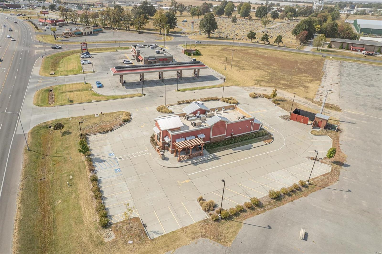 Sikeston Point 2nd Addition - Commercial Sale