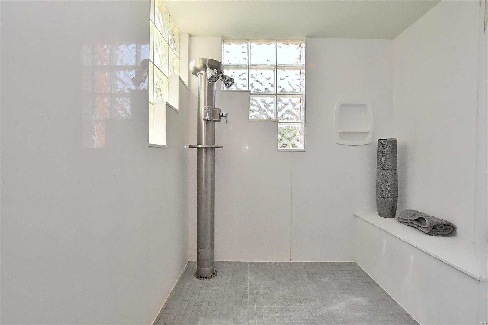 Walinca Walk Lts 2 3 5 & 6 & Country - Residential