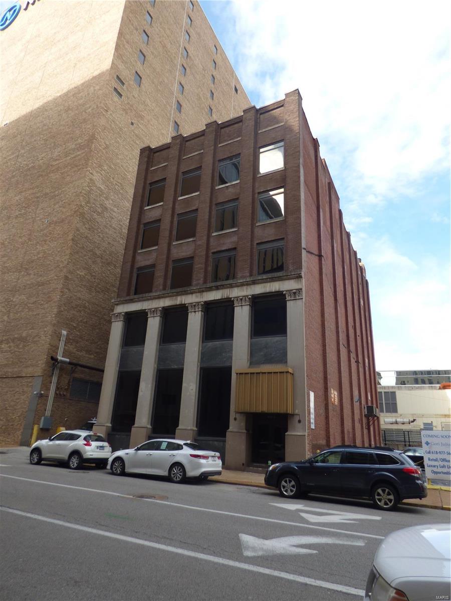 Lucas & Hunt Add - Commercial Sale