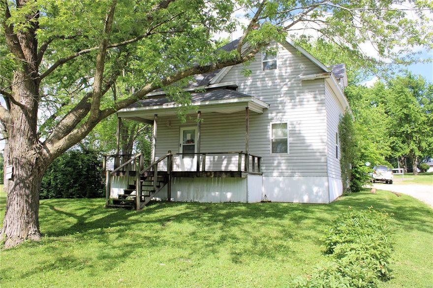 Two-story three bedroom, one and a half bathroom home located in Paris, MO. This home would make for a good investment home to be used for a rental, a weekend home for the lake, or simply a cheap home to live in while the market straightens out. The home is being sold as-is where-is and the sellers will make no repairs. The upstairs bathroom is not functioning and will need to re plumbed to be usable once again.