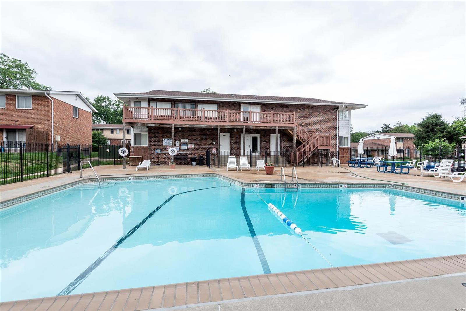 Carroll Wood Condo - Residential