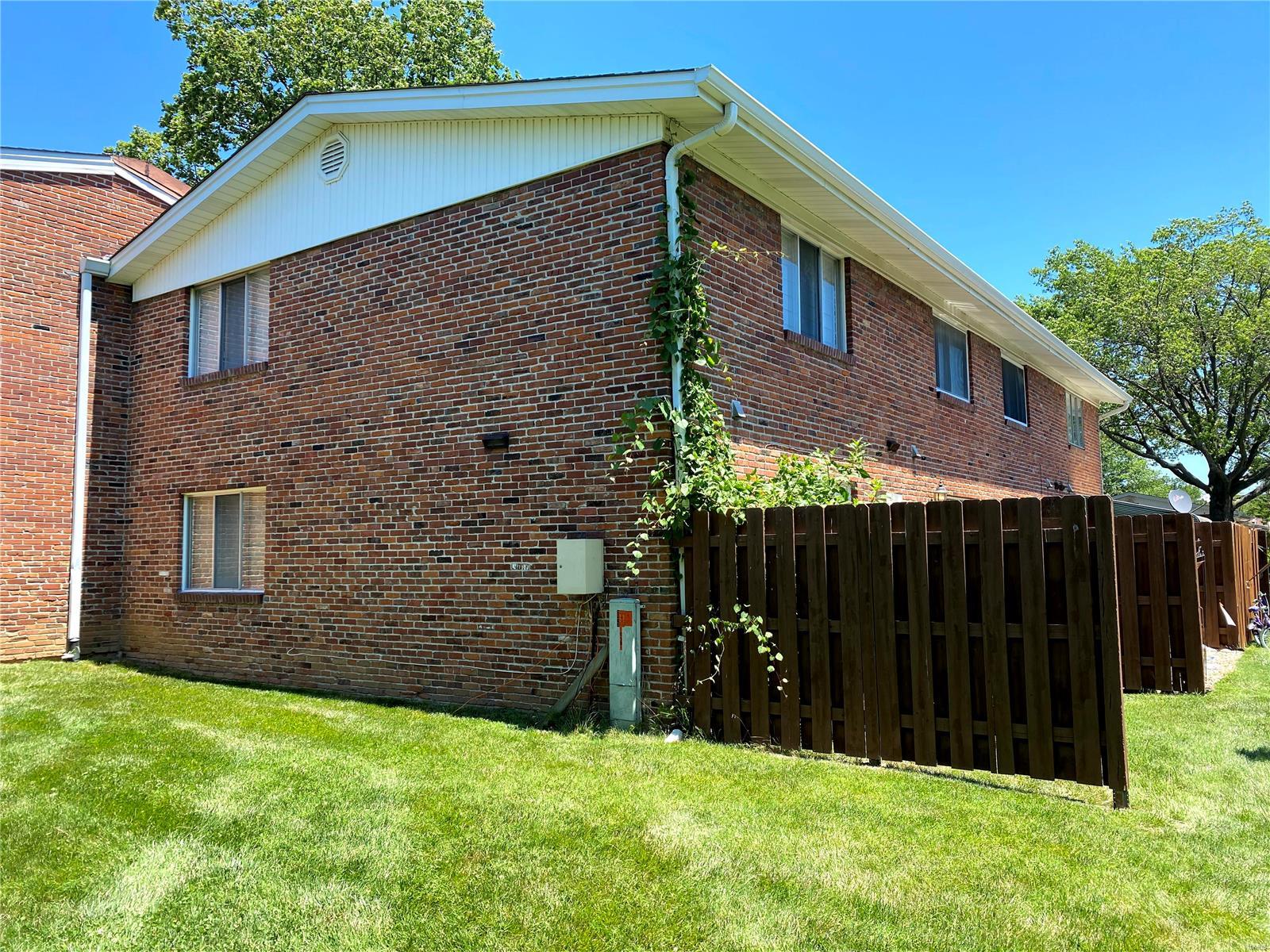Carroll Wood Condo - Residential