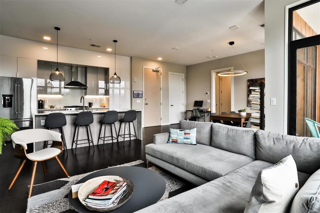 St Louis, Missouri 63108, United States, 1 Bedroom Bedrooms, ,1 BathroomBathrooms,Residential,Active,120002