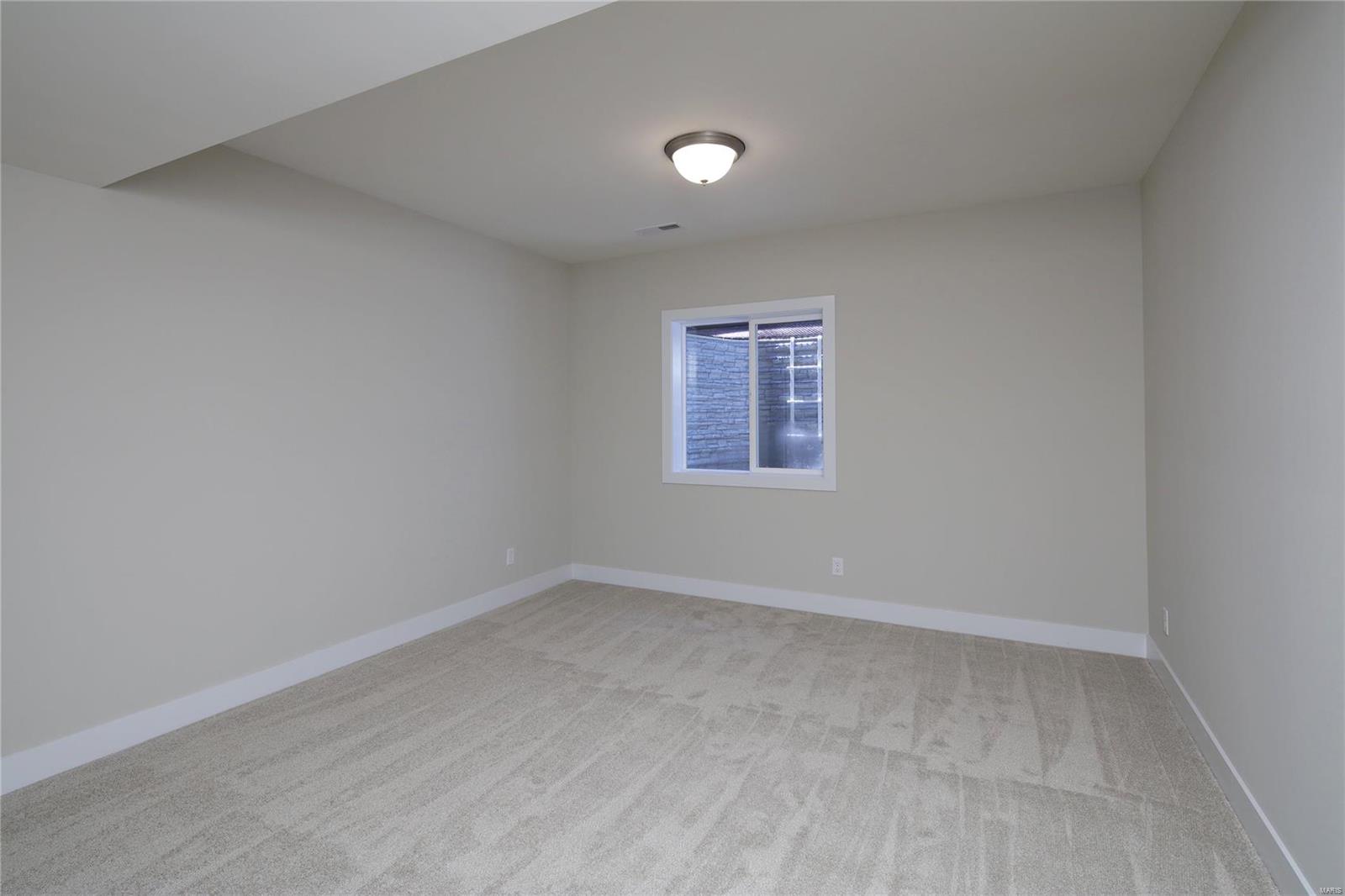 Stoneleigh Towers - Residential