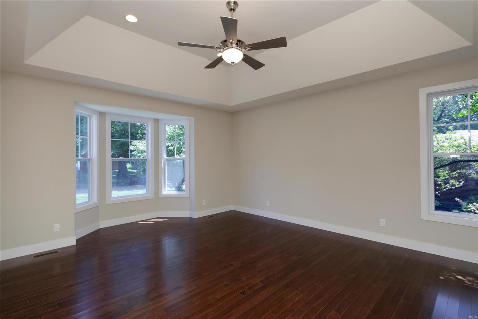 Stoneleigh Towers - Residential