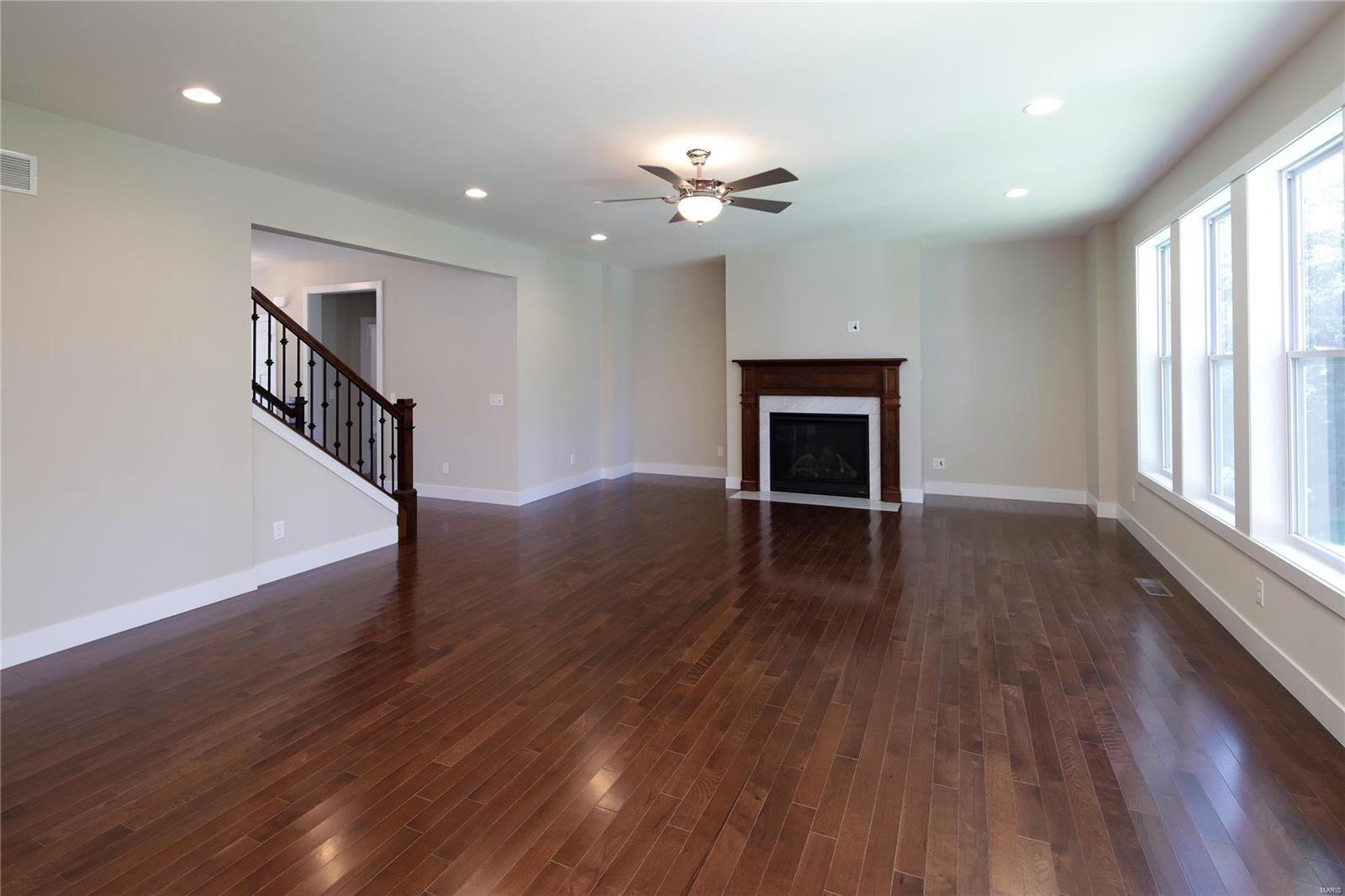 Stoneleigh Towers - Residential