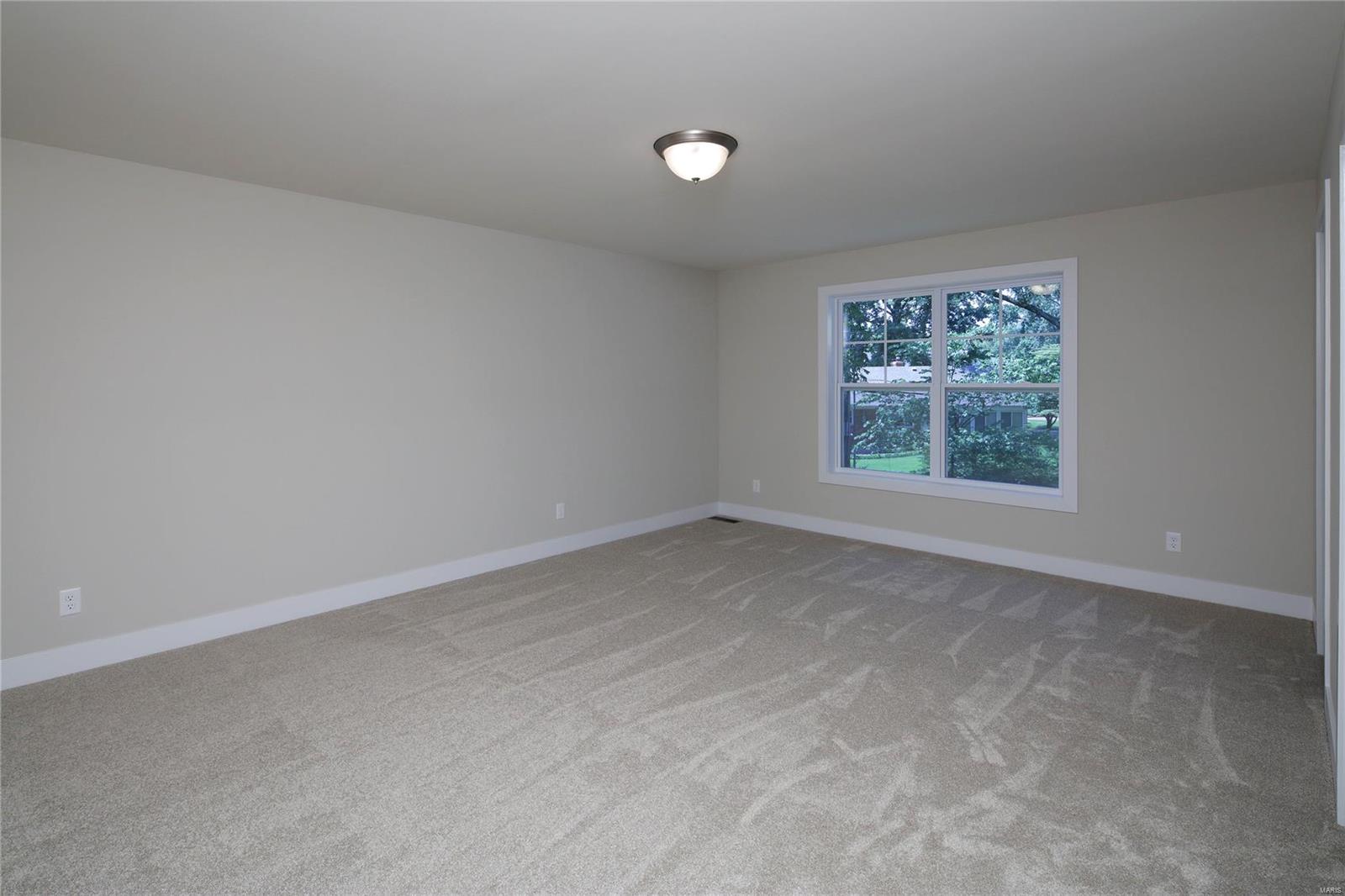 Stoneleigh Towers - Residential