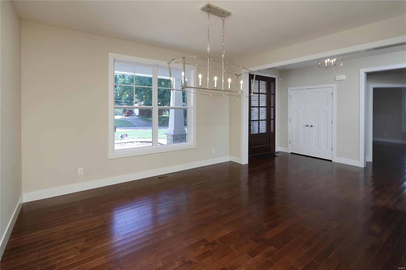 Stoneleigh Towers - Residential