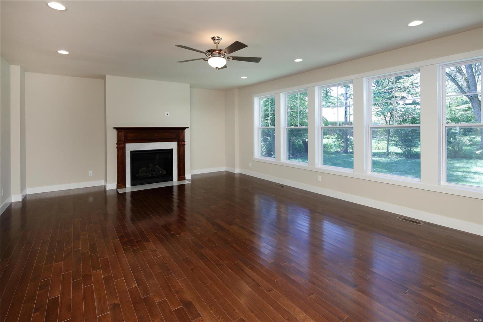 Stoneleigh Towers - Residential