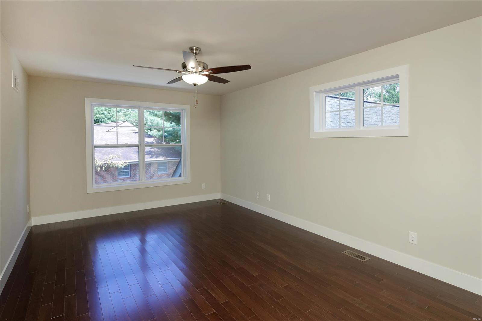 Stoneleigh Towers - Residential