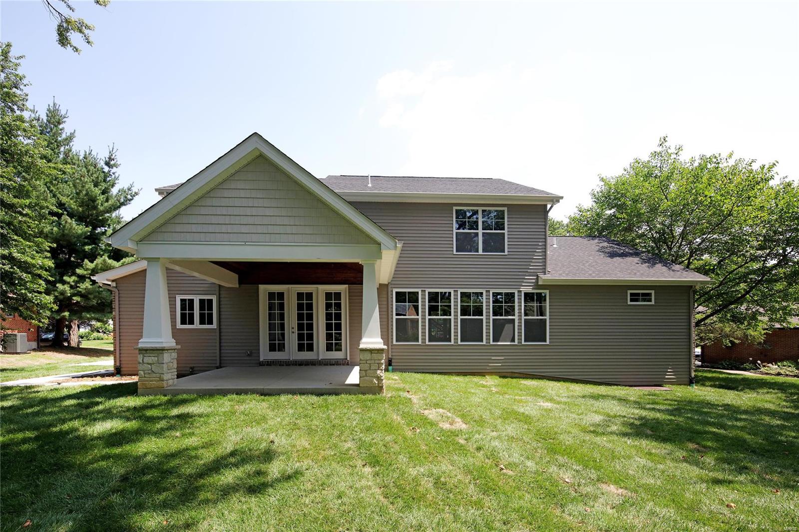 Stoneleigh Towers - Residential