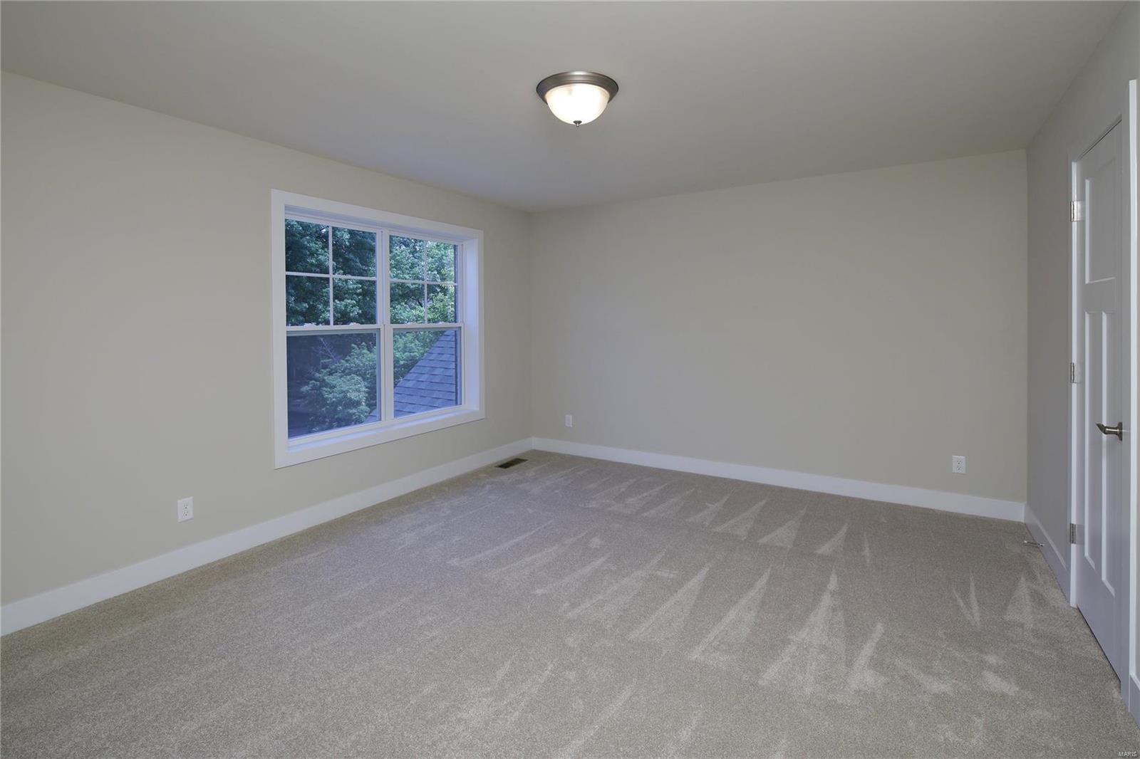 Stoneleigh Towers - Residential