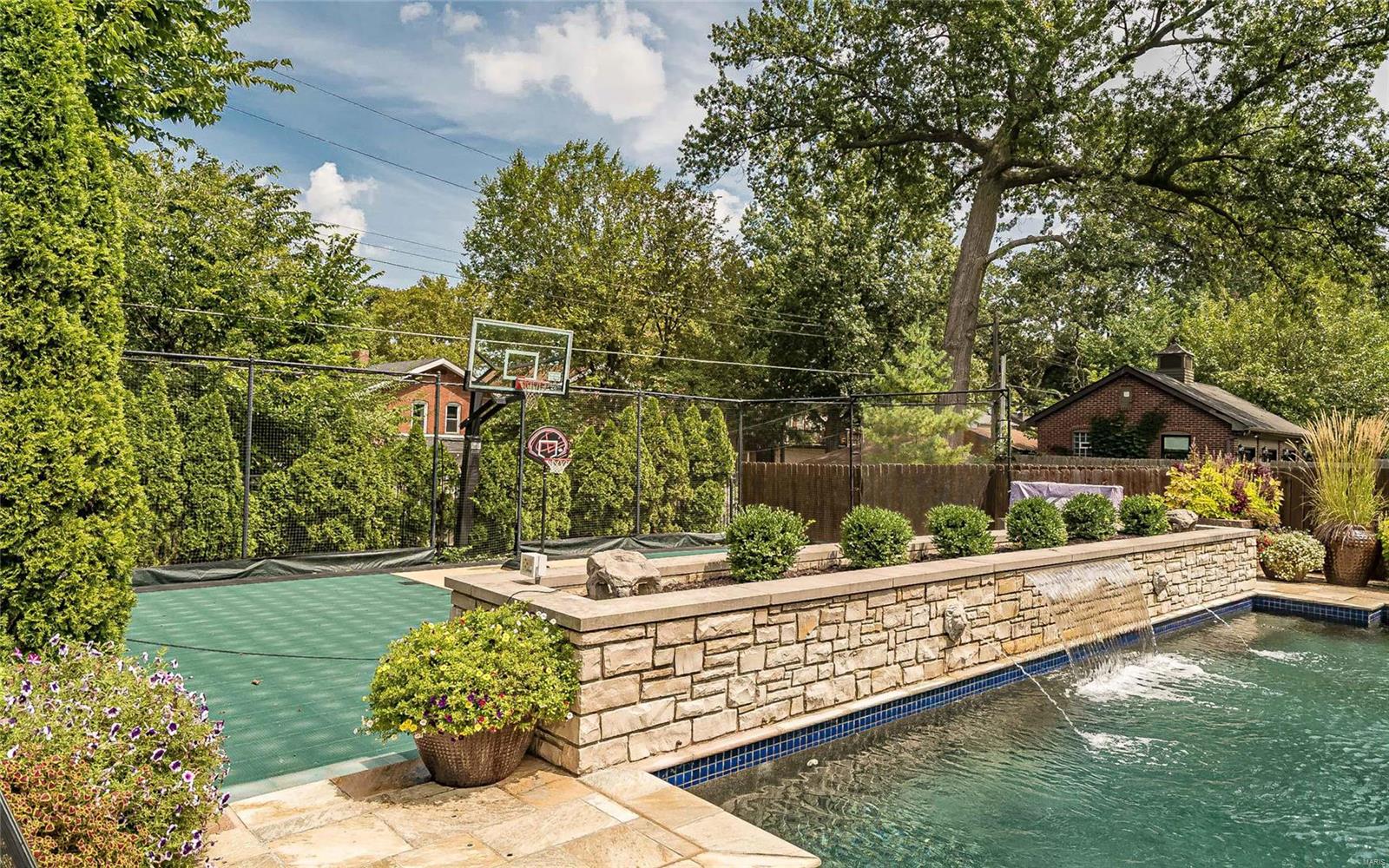 Forsyth Place - Residential