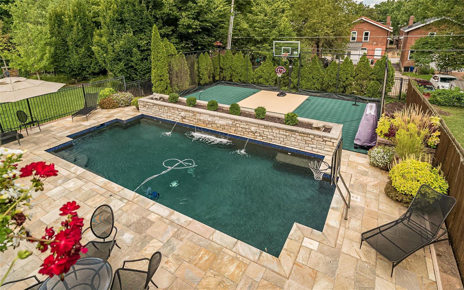 Forsyth Place - Residential