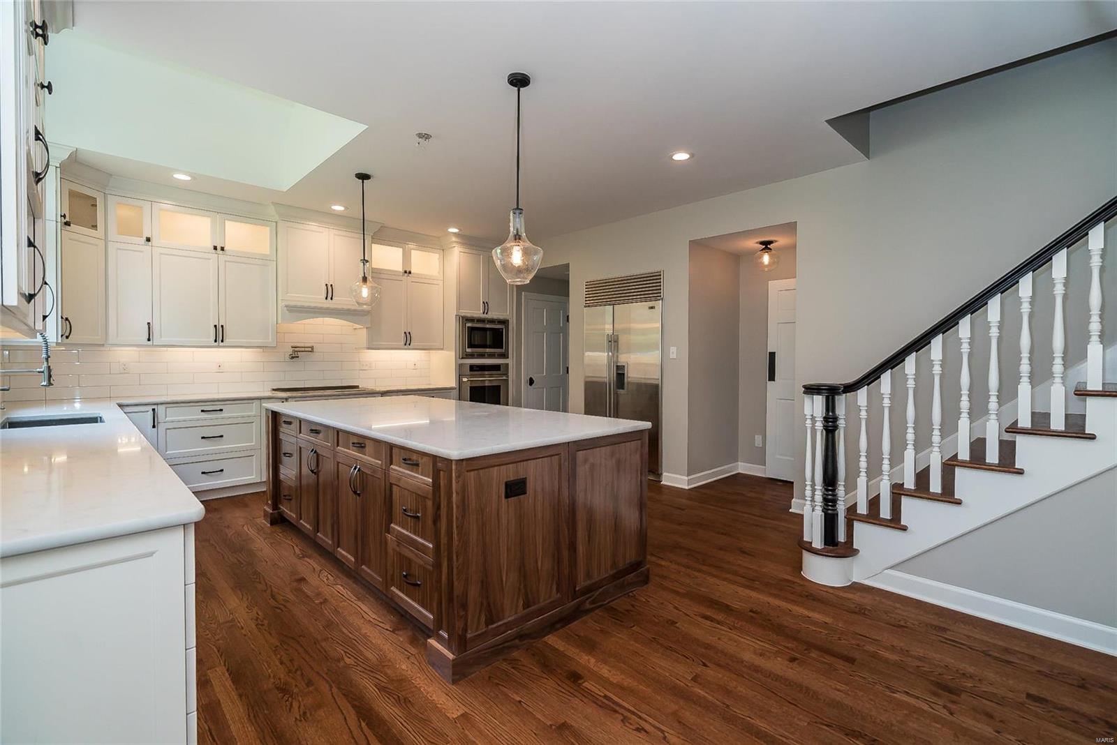 Essex Point - Residential