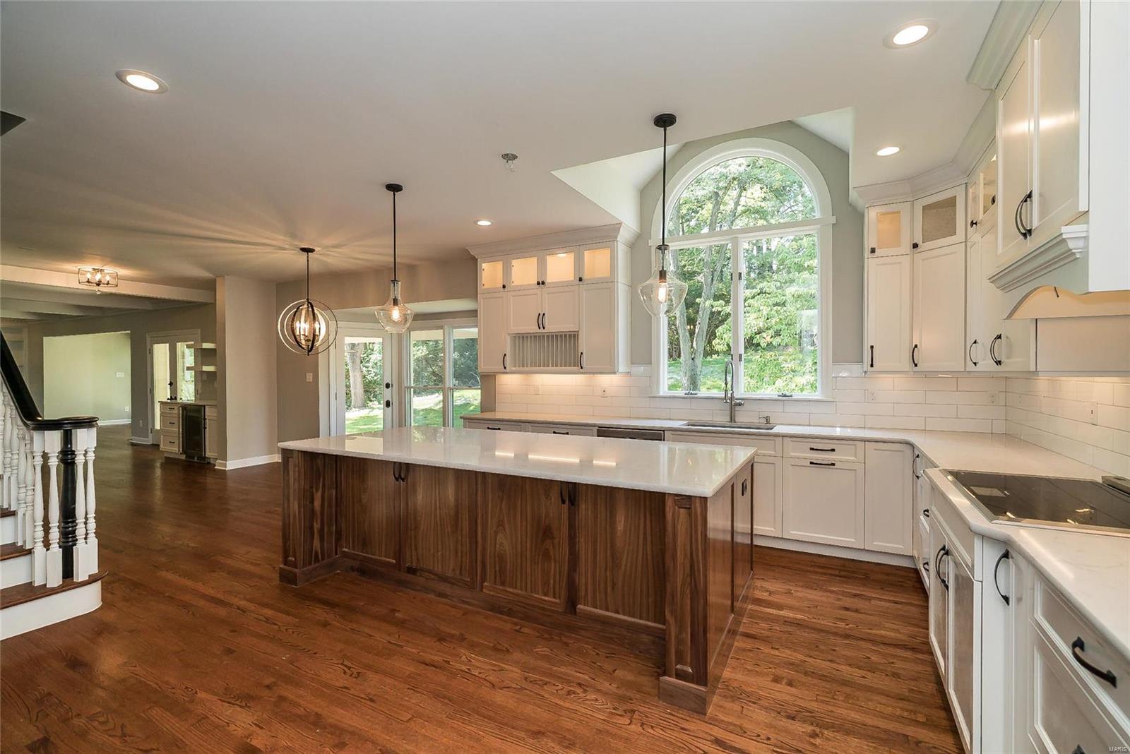 Essex Point - Residential