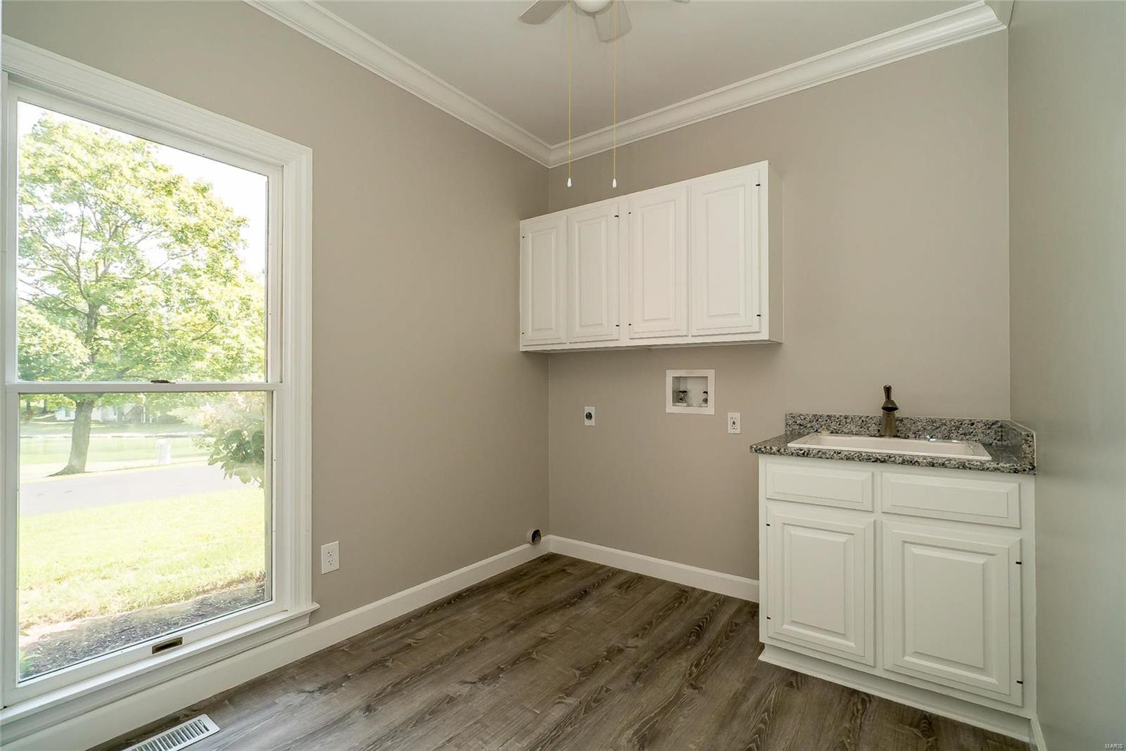 Essex Point - Residential