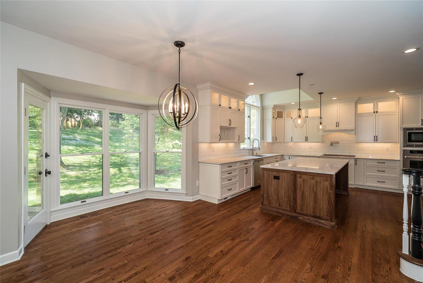 Essex Point - Residential