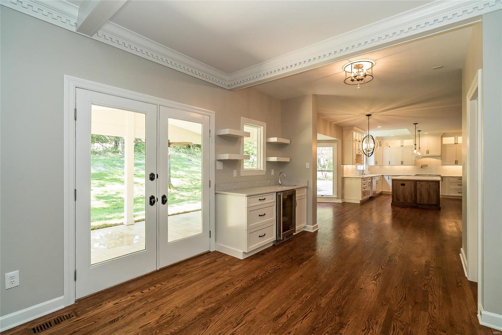 Essex Point - Residential