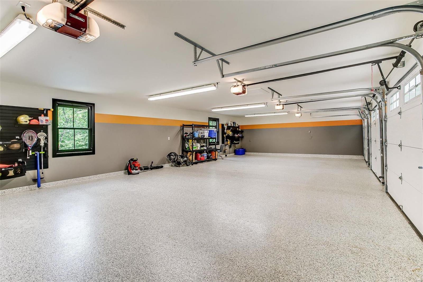 Acorn Hill Lt 1 Bdy Adj Re229-68 & - Residential