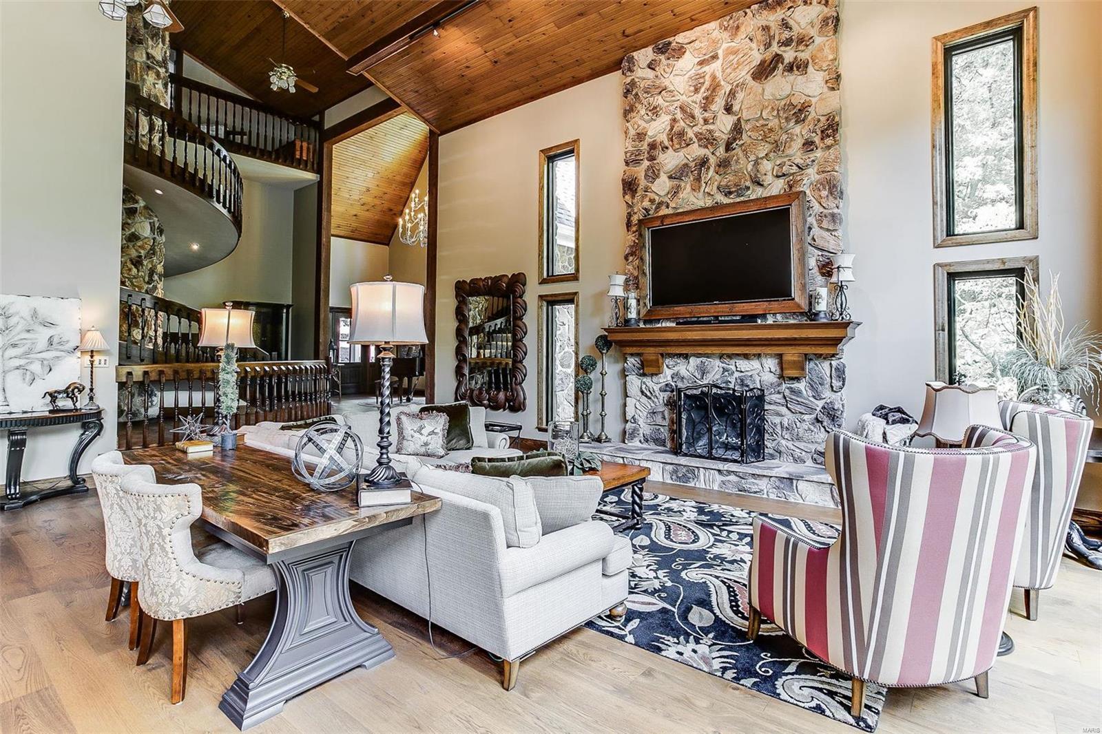 Acorn Hill Lt 1 Bdy Adj Re229-68 & - Residential