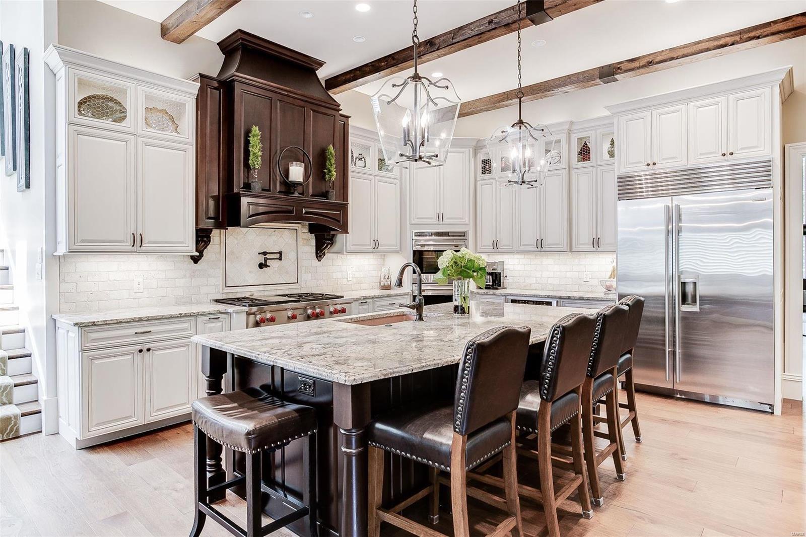 Acorn Hill Lt 1 Bdy Adj Re229-68 & - Residential