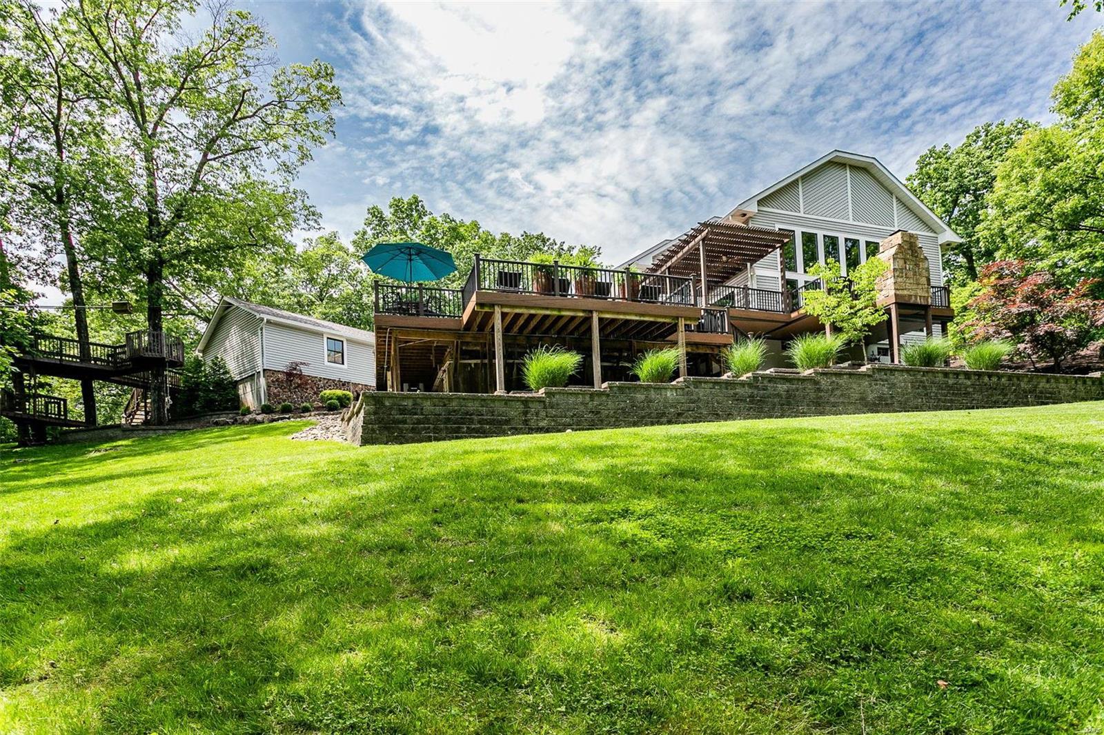 Acorn Hill Lt 1 Bdy Adj Re229-68 & - Residential