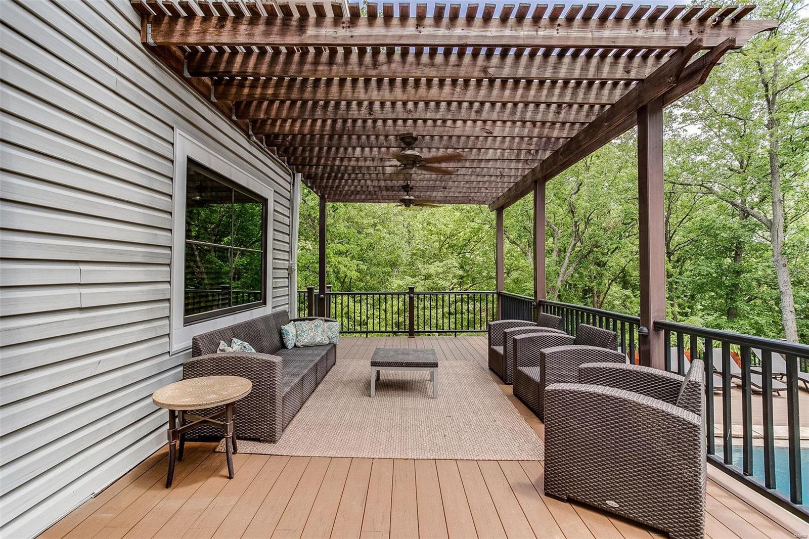 Acorn Hill Lt 1 Bdy Adj Re229-68 & - Residential