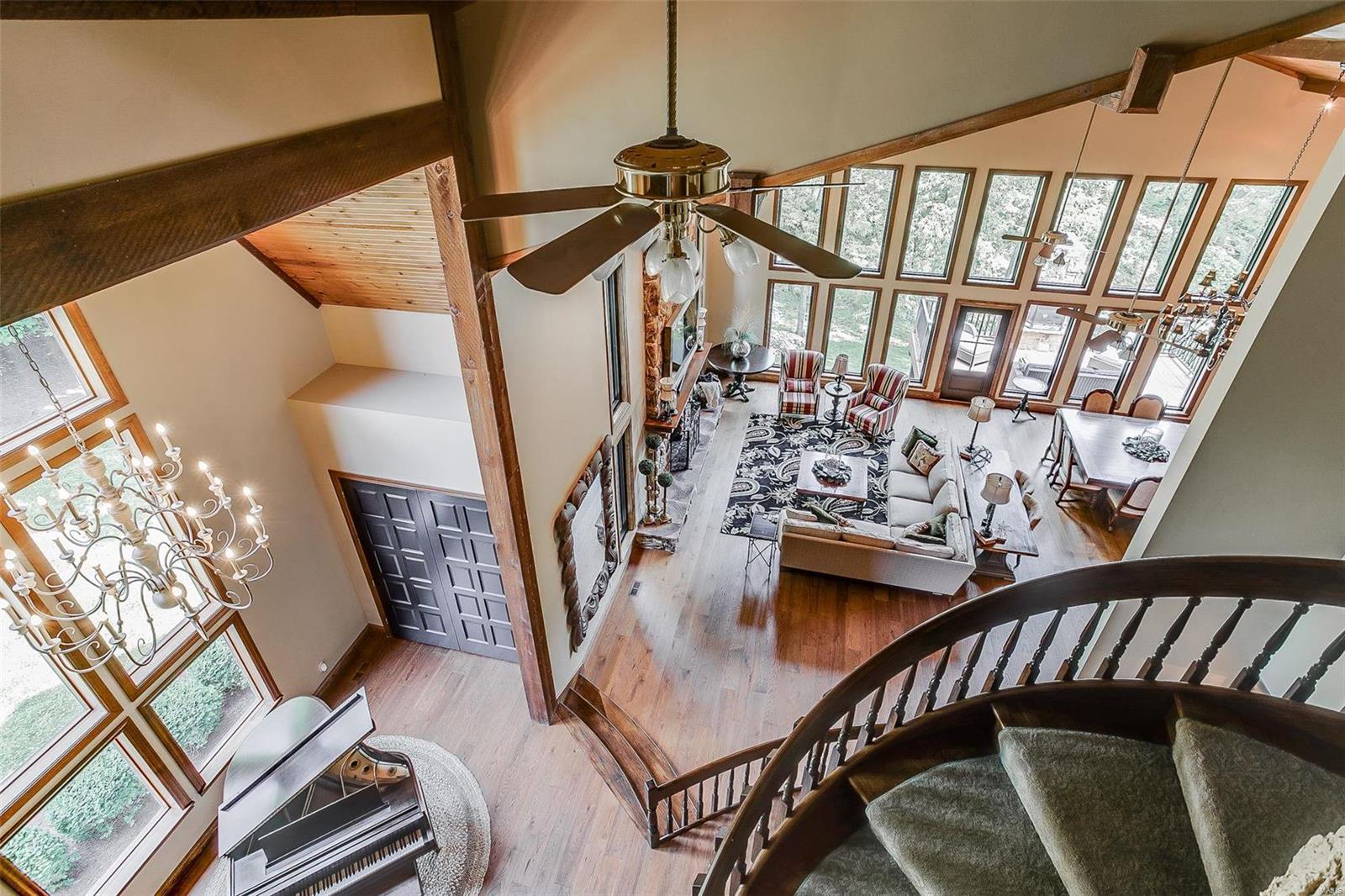 Acorn Hill Lt 1 Bdy Adj Re229-68 & - Residential