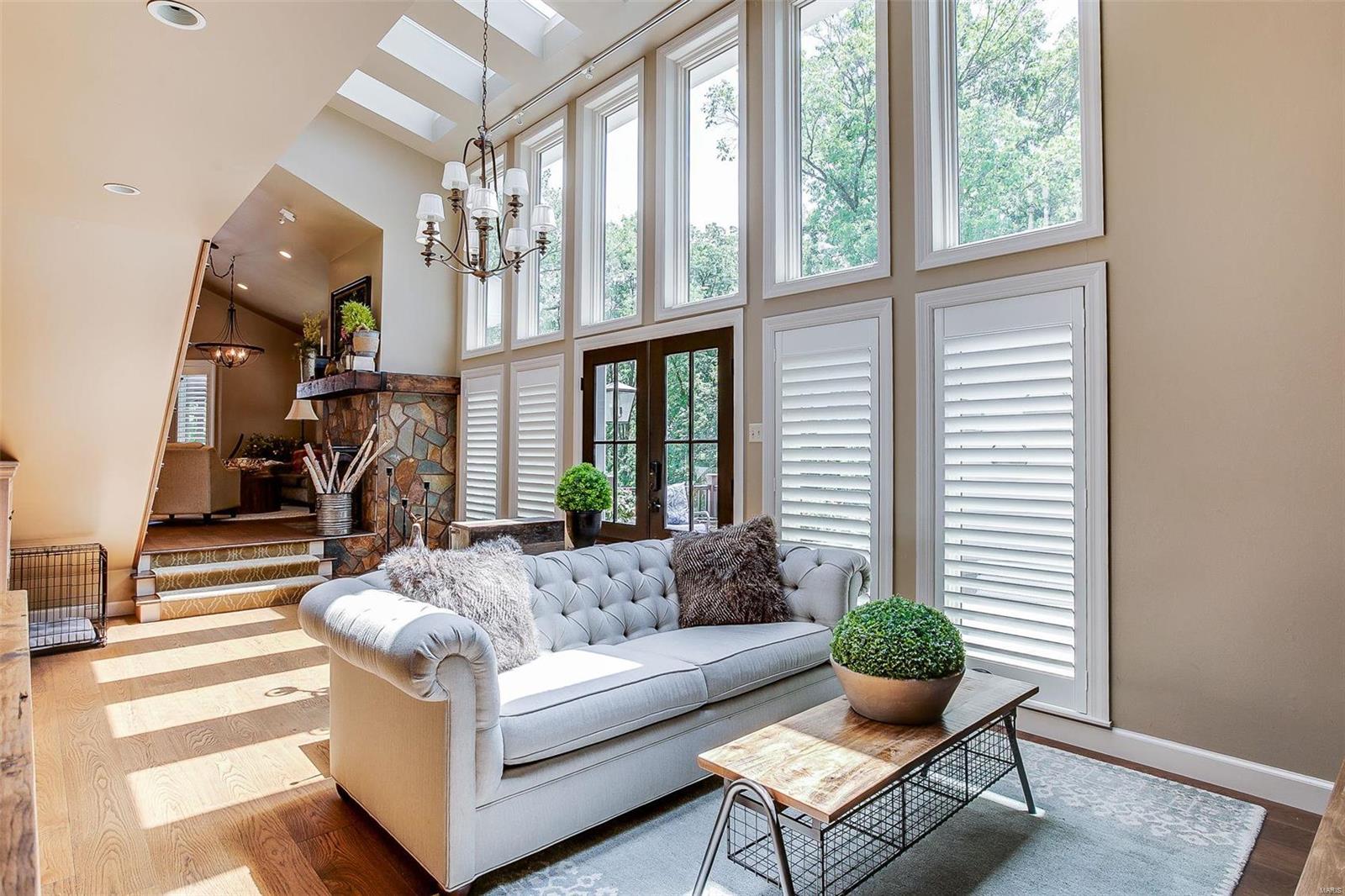 Acorn Hill Lt 1 Bdy Adj Re229-68 & - Residential