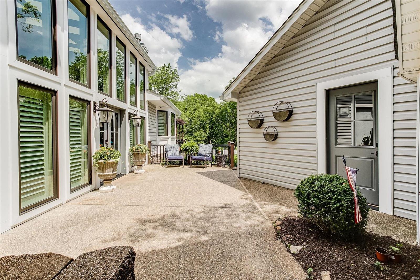 Acorn Hill Lt 1 Bdy Adj Re229-68 & - Residential